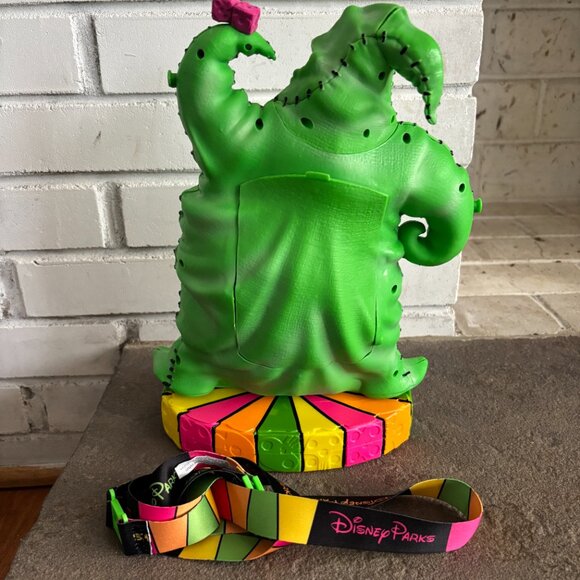 Disney parks popcorn bucket oogie boogie dice colorful 2018 halloween nightmare - Picture 4 of 9